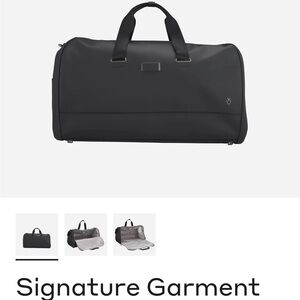 VesseL USA Black Duffel Bag